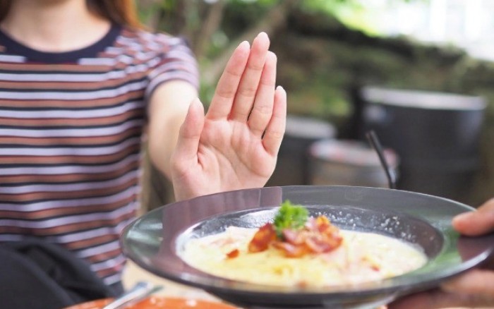 nhin-an-gay-tang-can